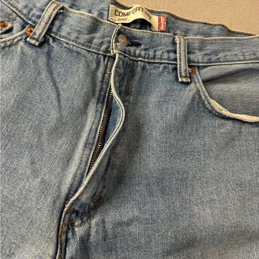 Vintage Levis 560 Comfort Fit Jeans 36x30 Baggy Stonewash USA 90’s